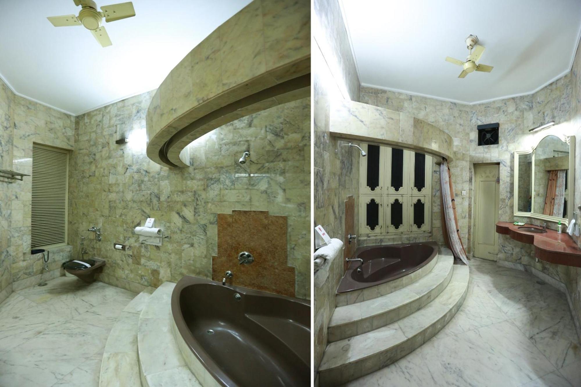 Oyo 8844 Meadows Inn Chinhat Екстер'єр фото